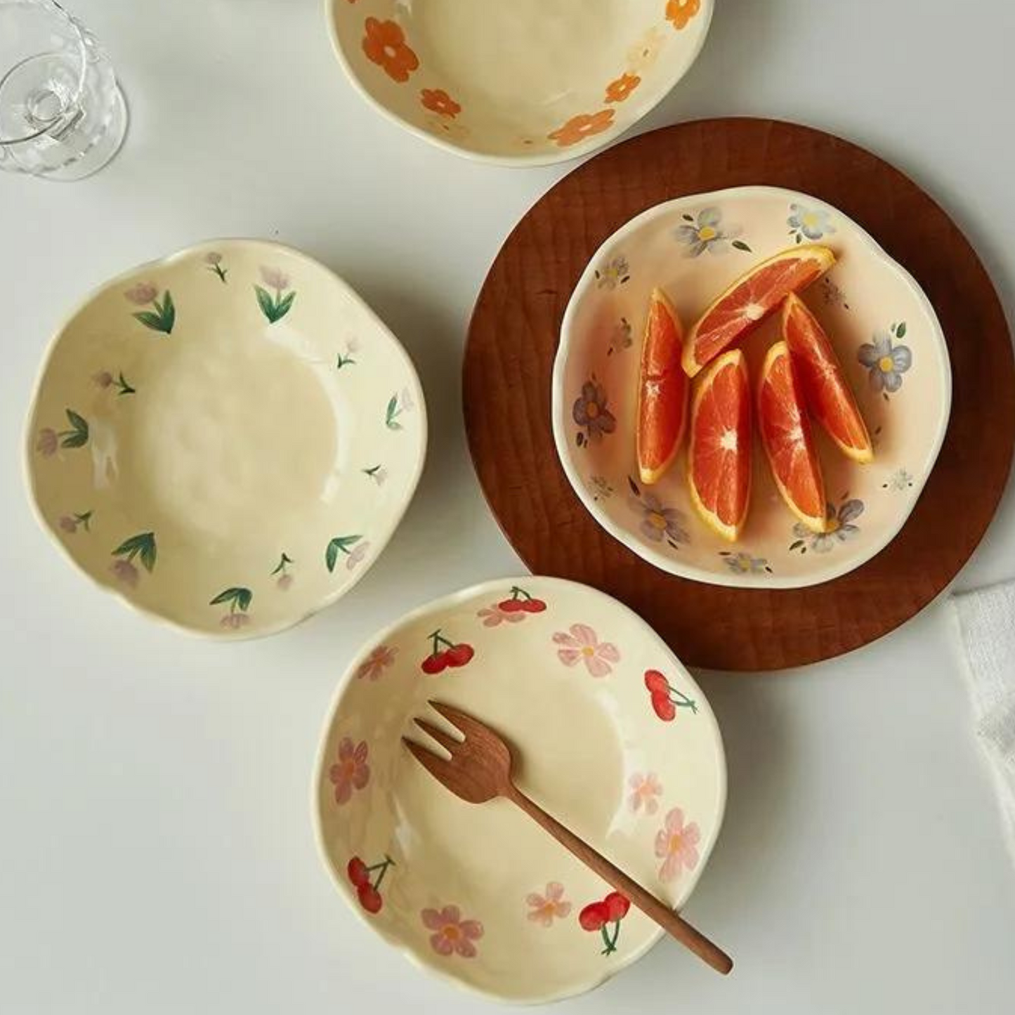 cute home plates and bowls