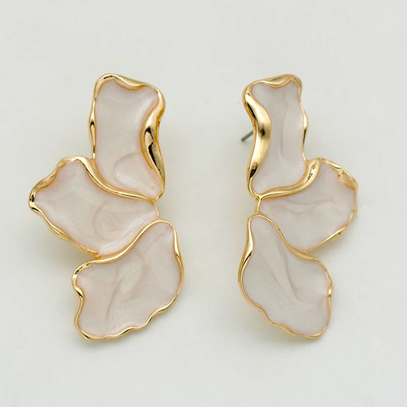 summer outfit earrings