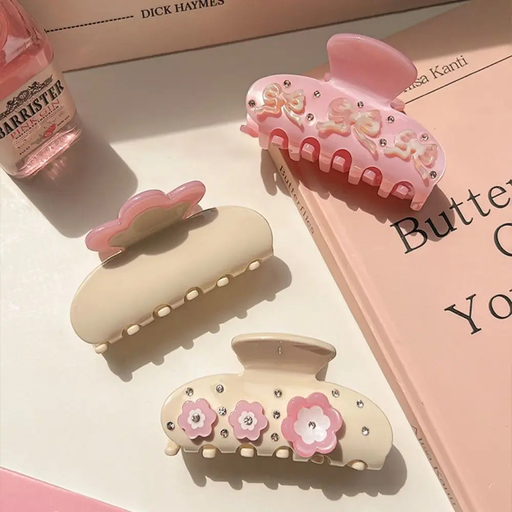 coquette hair clip