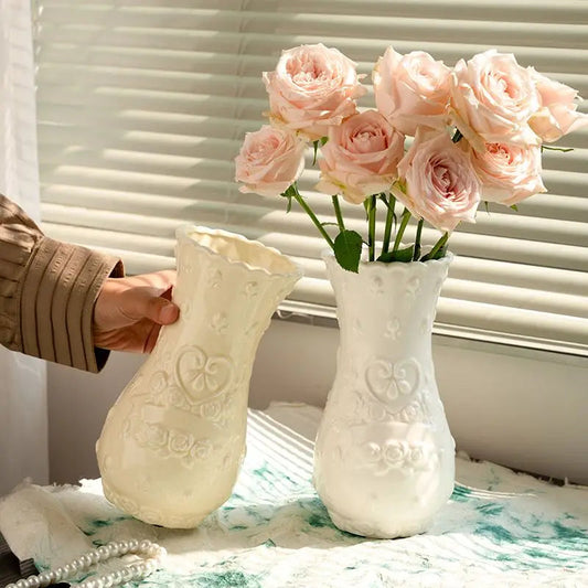 Vintage Heart Embossed Ceramic Vase Creative Femininity