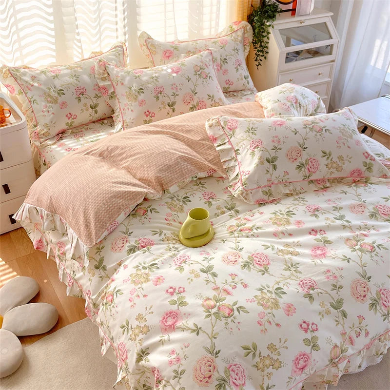 Vintage Floral Ruffle Edge Duvet Set Creative Femininity