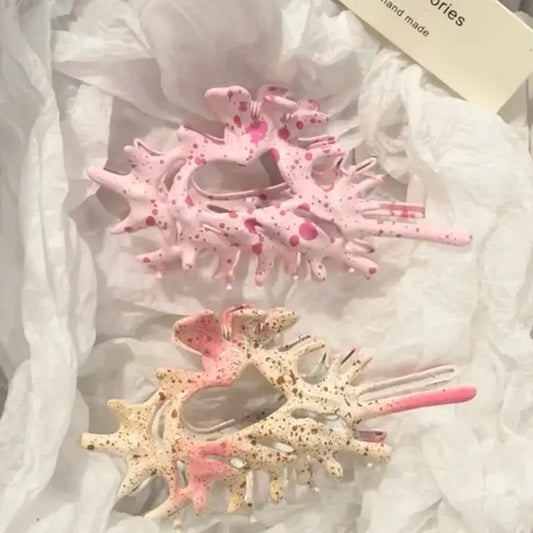 conch hair claw clip