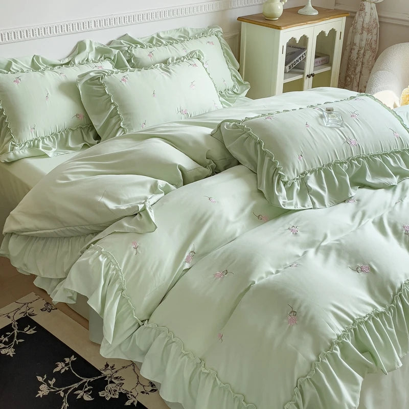 green ruffle edge bedding set
