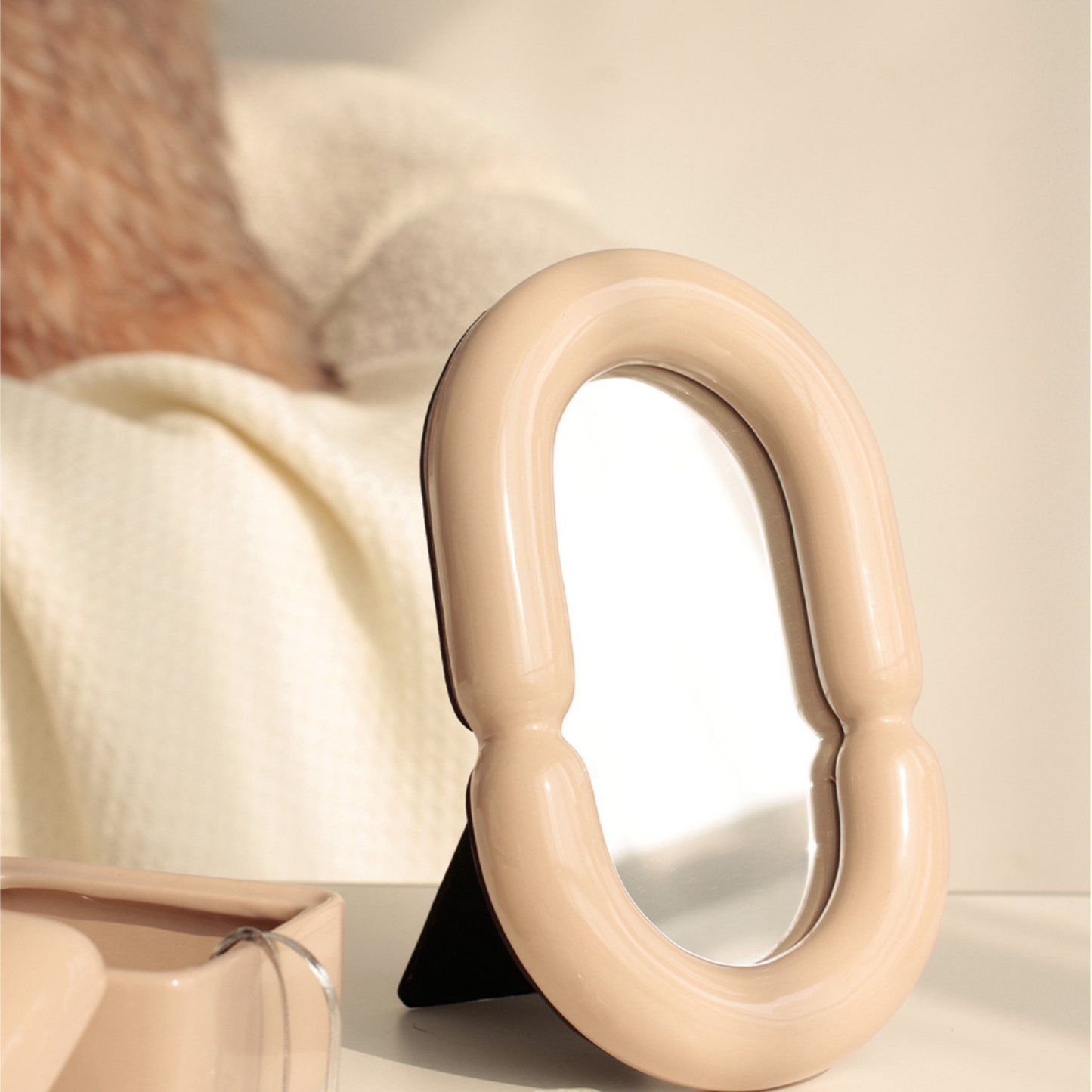 Thick Oval Vanity Mirror
