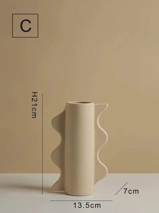 Modern Wavy Pillar Vase CreativeFemininity