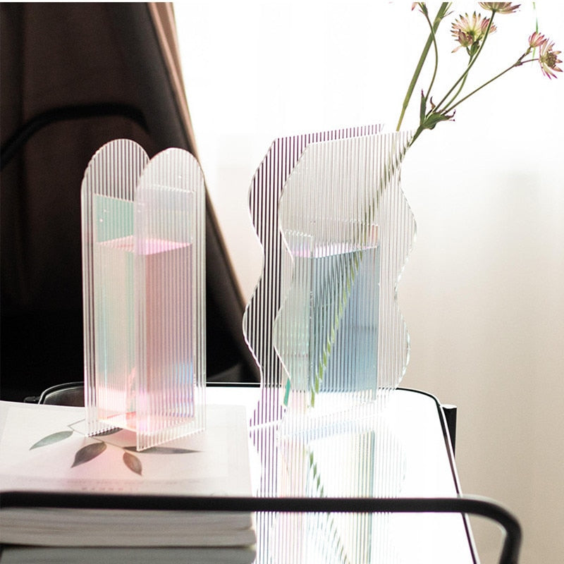 Tall Wavy Acrylic Vase