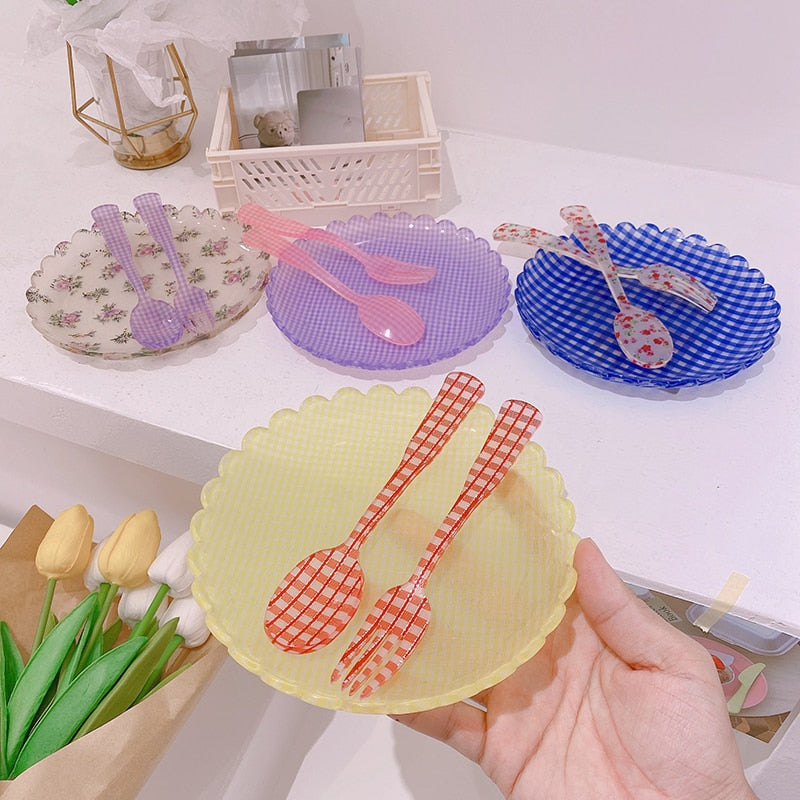 Plastic Gingham Pattern Brunch Dining Set
