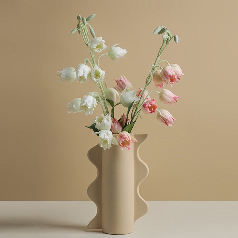 Modern Wavy Pillar Vase