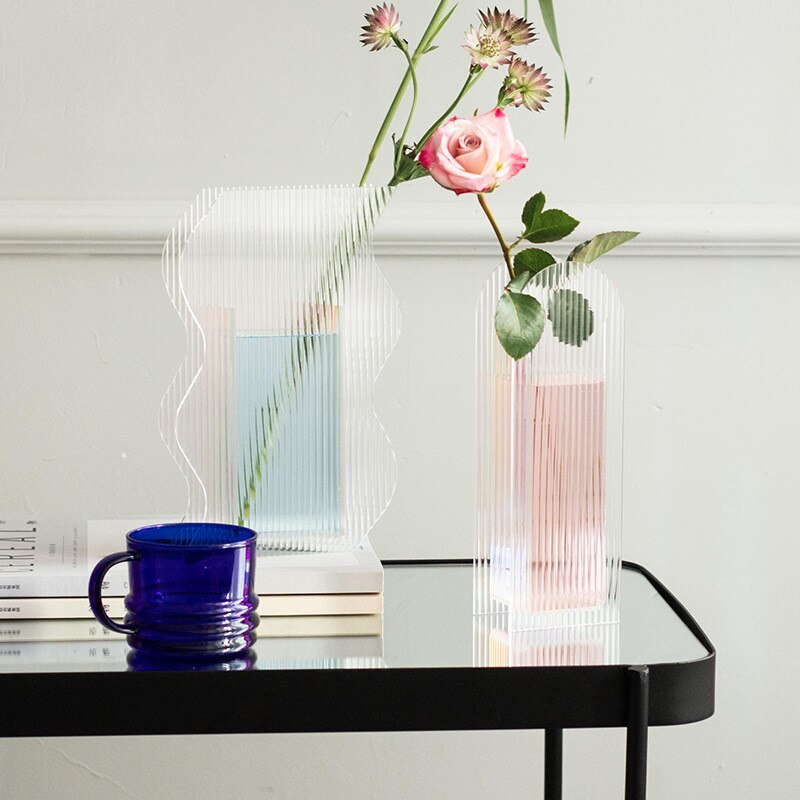 Tall Wavy Acrylic Vase