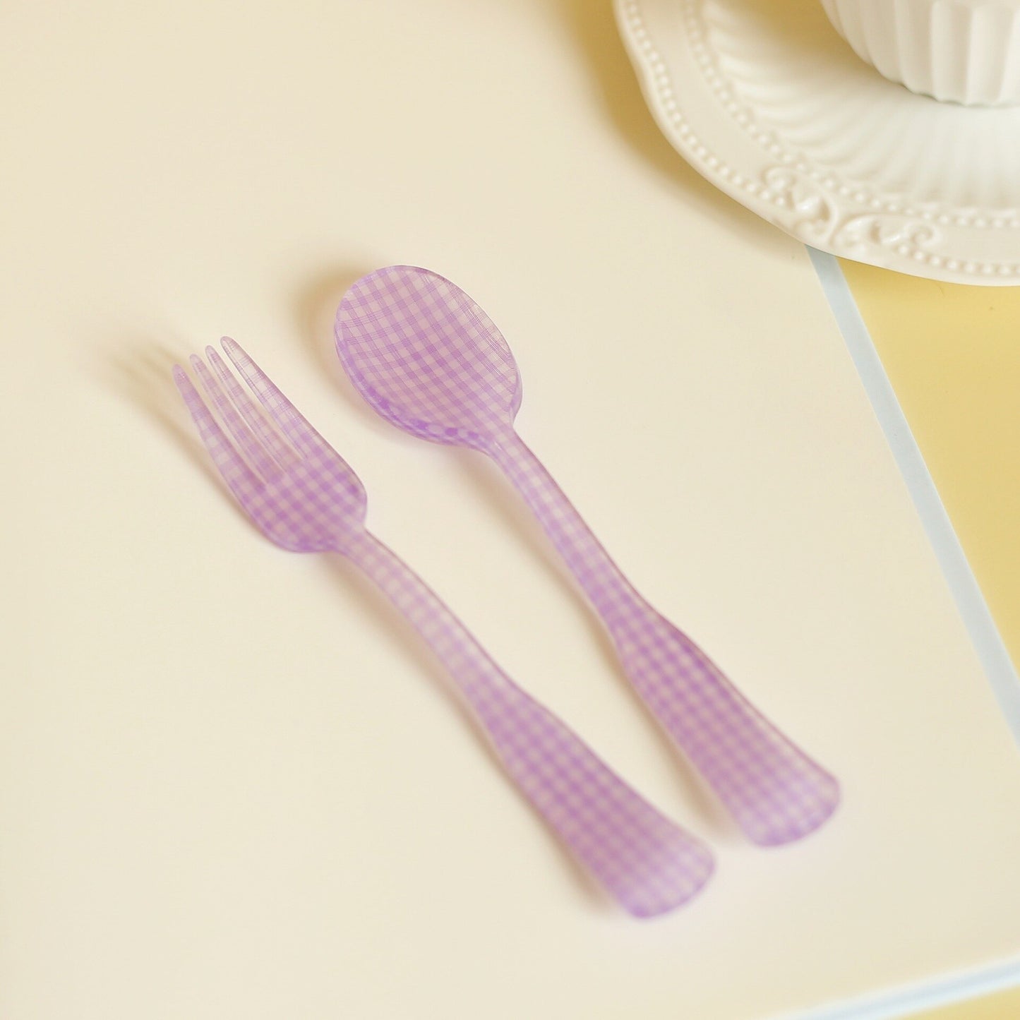 Plastic Gingham Pattern Brunch Dining Set