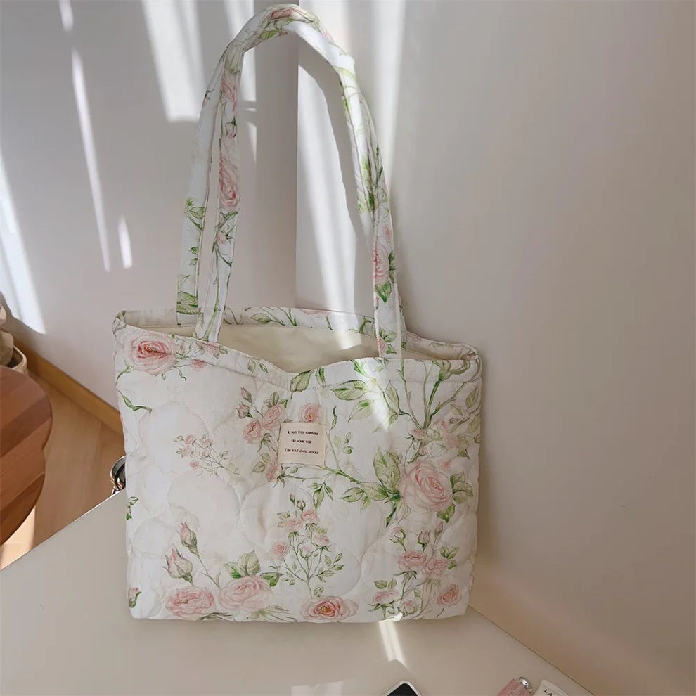 Rose Quilted Tote Bag GFTONL4856 main image 0