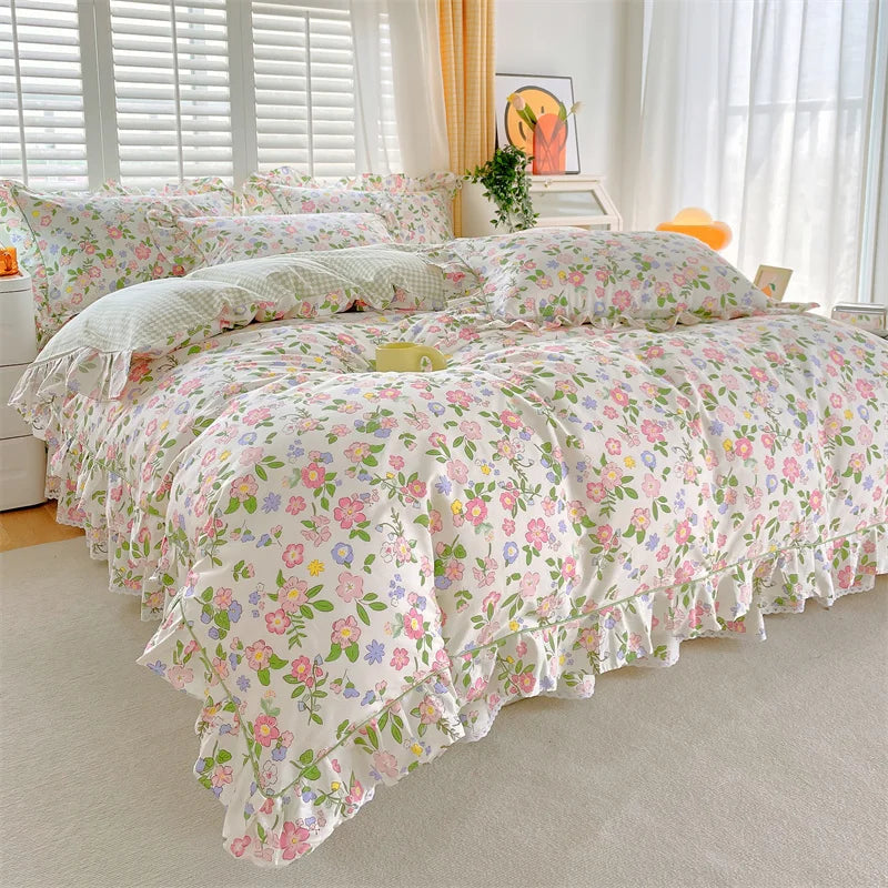 Bright Summer Floral Ruffle Edge Duvet Set