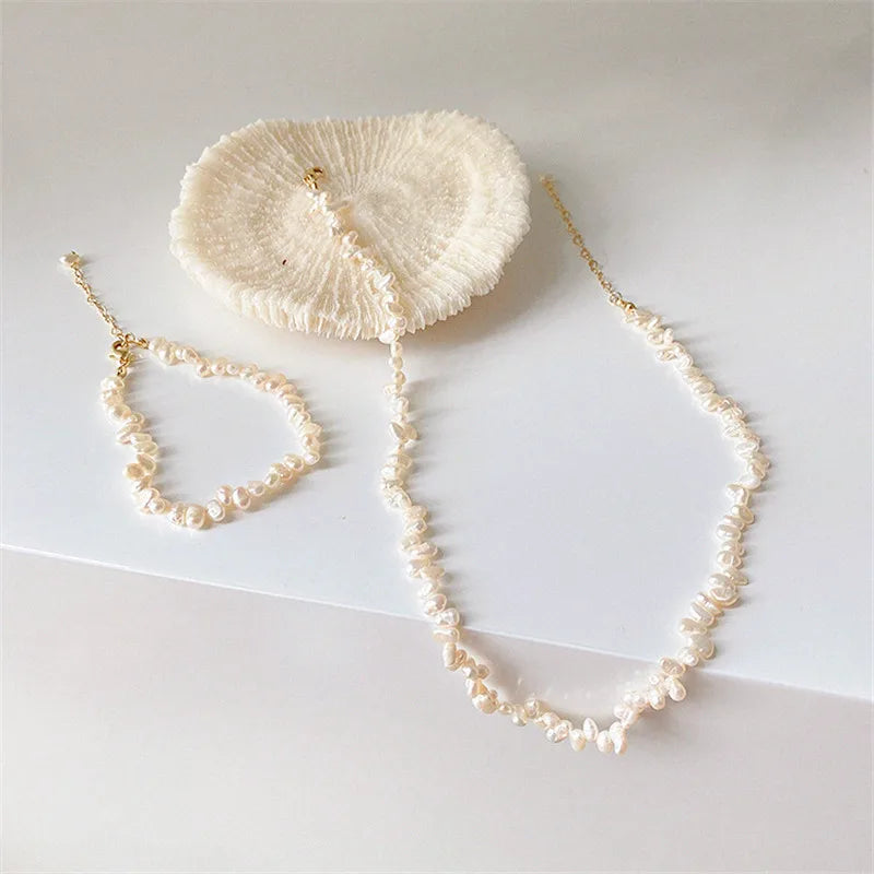 pearl chocker necklace 