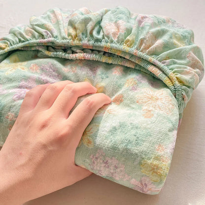 Ditsy Floral Fitted Sheet & Pillowcase Set