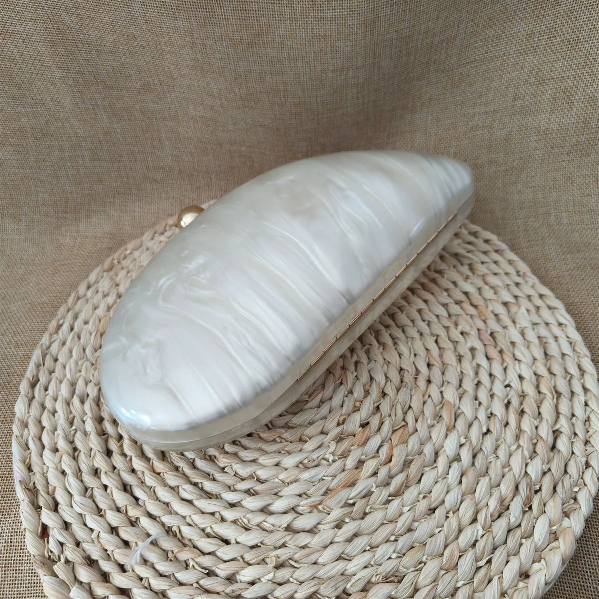 Pearl Oval Shape Miniaudière