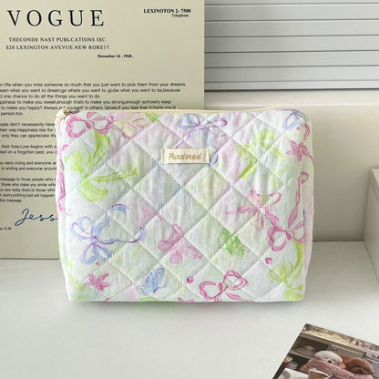 Quilted Bow Print Make Up Bag Set