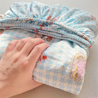 Ditsy Floral Fitted Sheet & Pillowcase Set