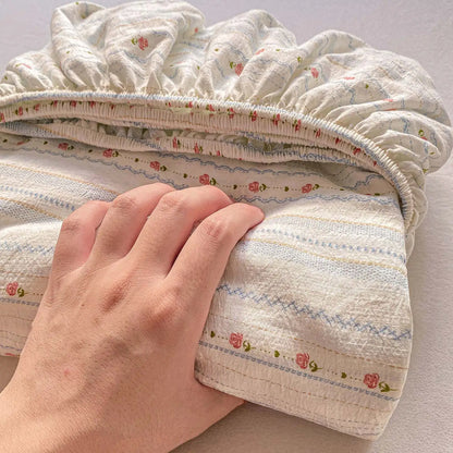 Ditsy Floral Fitted Sheet & Pillowcase Set