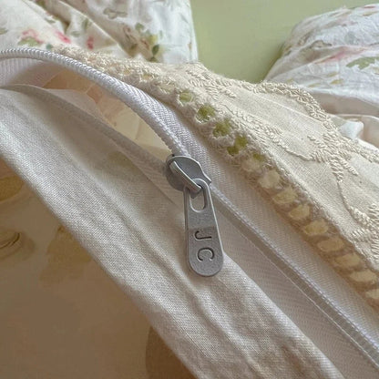 Floral Lace Trim Cotton Bedding Set Creative Femininity