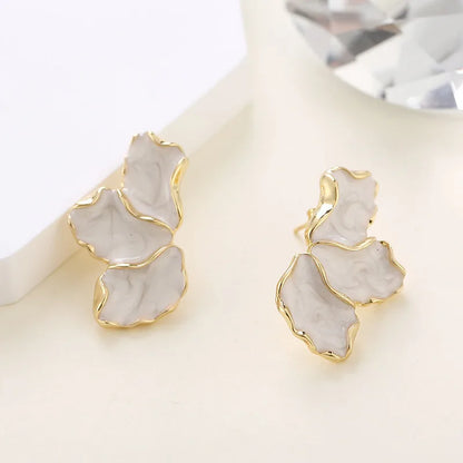 gold and pearl earrings 