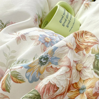 Vintage Floral Frilly Bedding Set