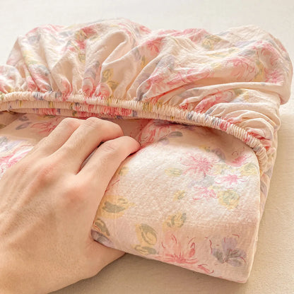 Ditsy Floral Fitted Sheet & Pillowcase Set