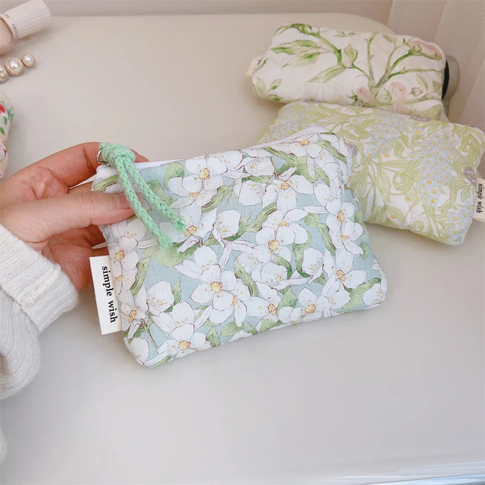 Mini Floral Quilted Make Up Pouch