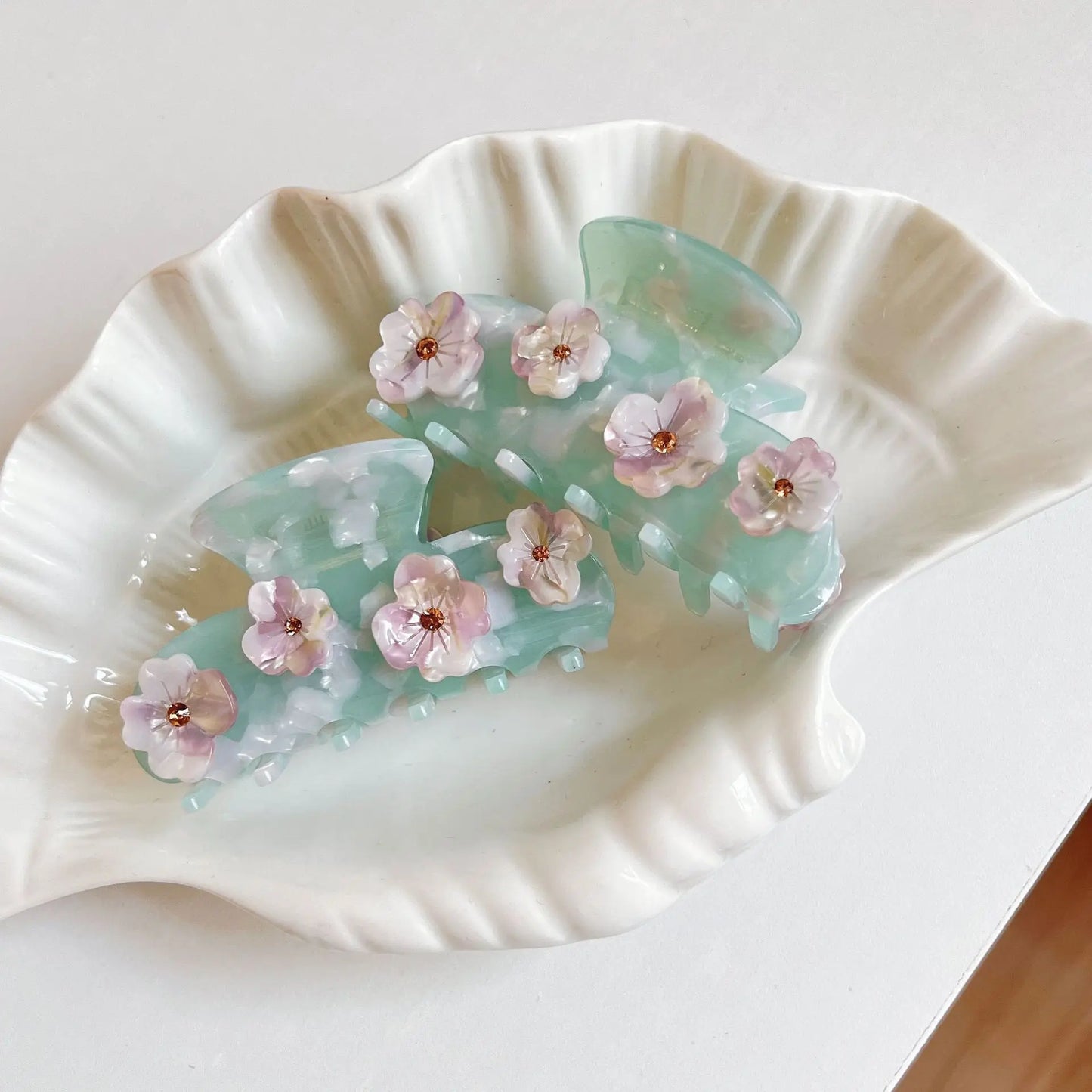 Ice Blue Flower Acetate Hair Claw Clip Hair Accessories for Women Girls Creative Femininity