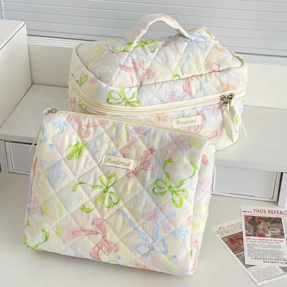 Quilted Bow Print Make Up Bag Set