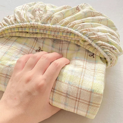 Ditsy Floral Fitted Sheet & Pillowcase Set