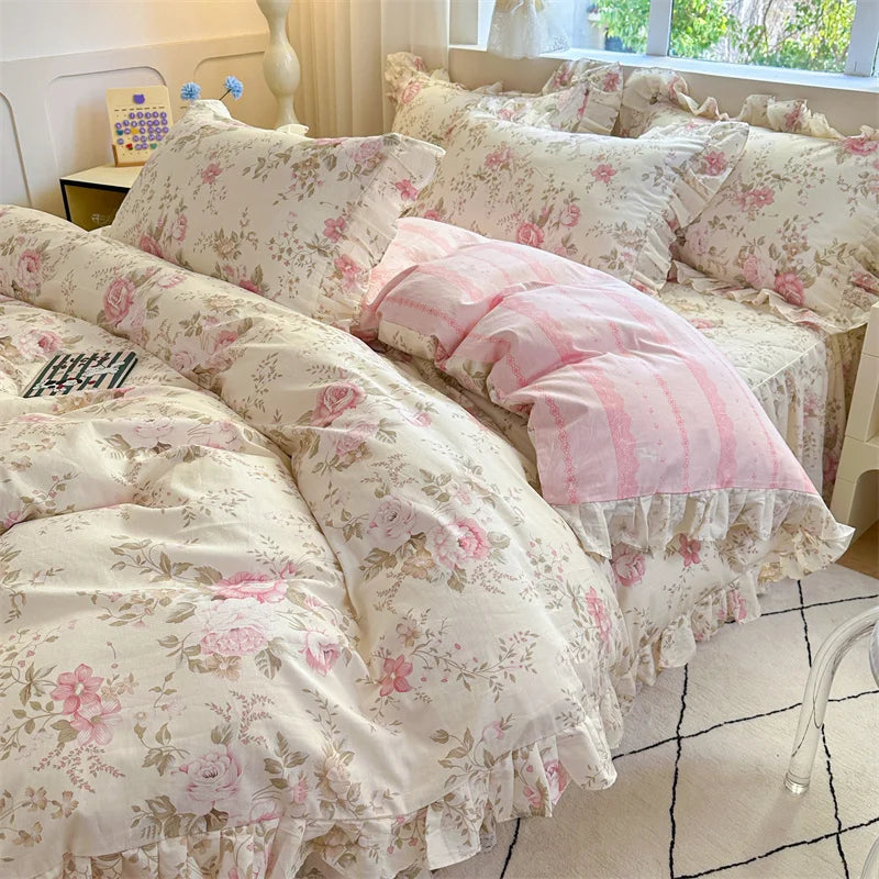 Vintage Floral Frilly Bedding Set