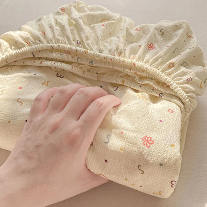 Ditsy Floral Fitted Sheet & Pillowcase Set