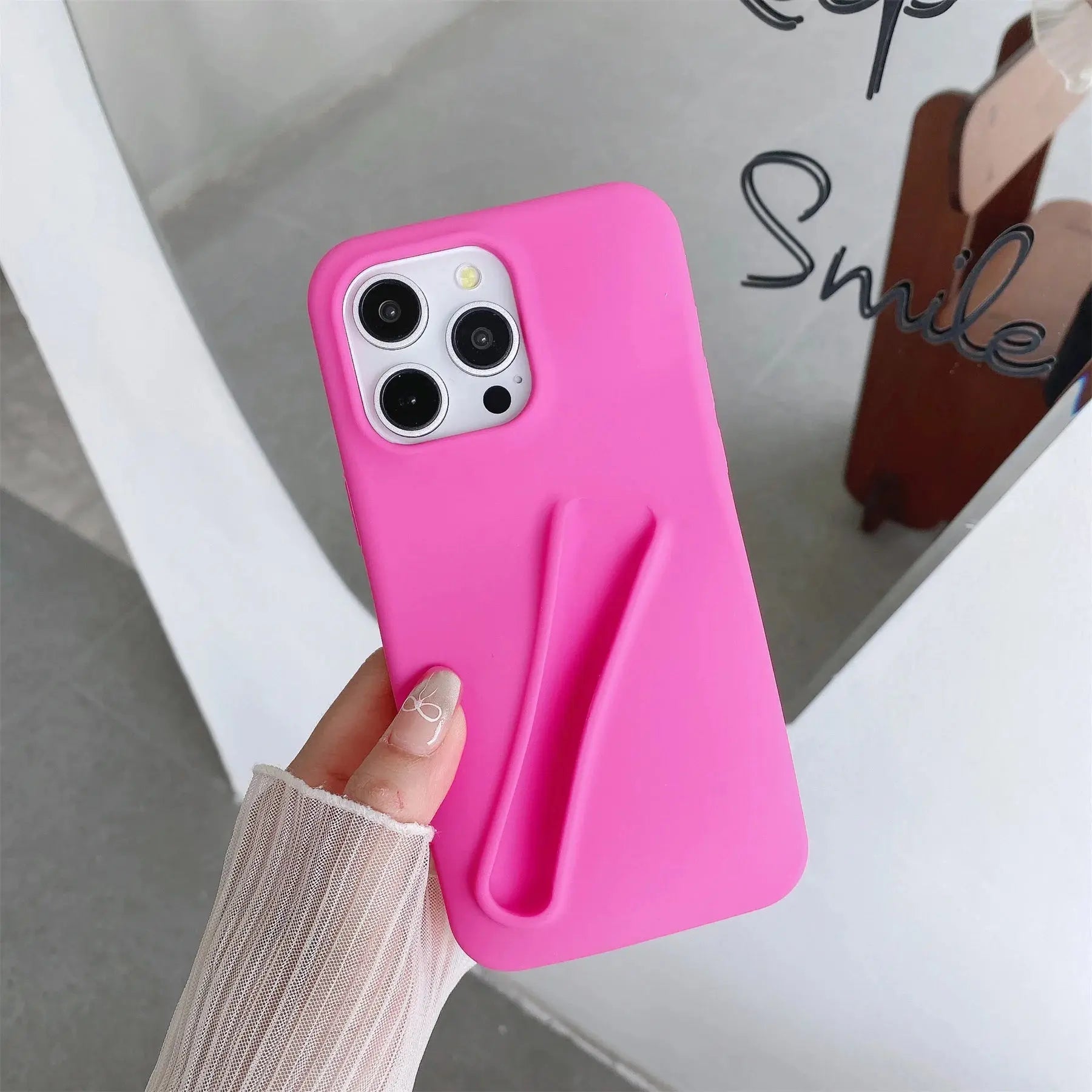 New Lip Gloss iPhone Case Creative Femininity