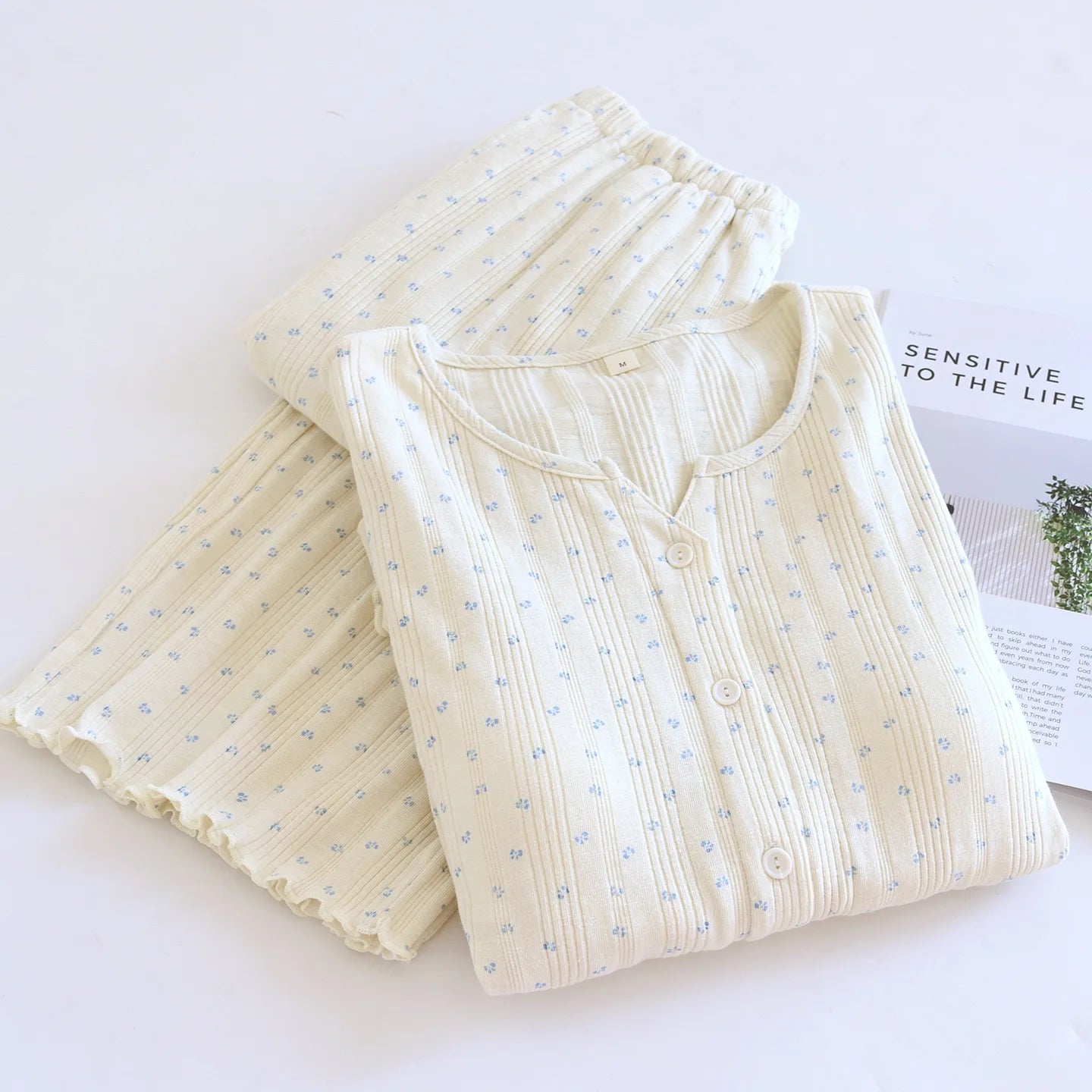 Women Pajamas with padded cups Spring summer Sleepwear Female 2 Piece Set Nightwear floral print Lady Pyjamas Loungewear Creative Femininity