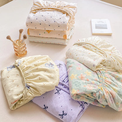 Ditsy Floral Fitted Sheet & Pillowcase Set