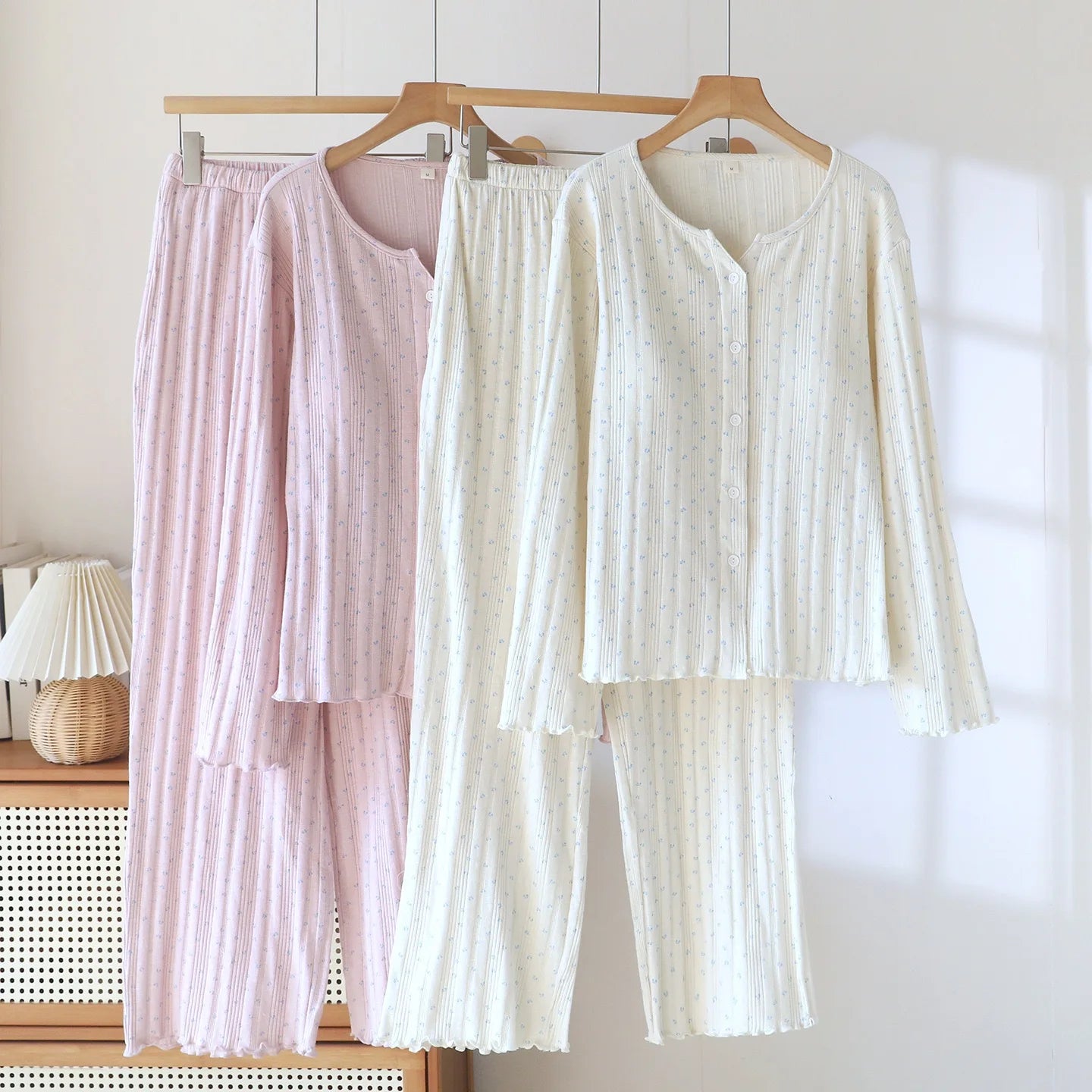 Women Pajamas with padded cups Spring summer Sleepwear Female 2 Piece Set Nightwear floral print Lady Pyjamas Loungewear Creative Femininity