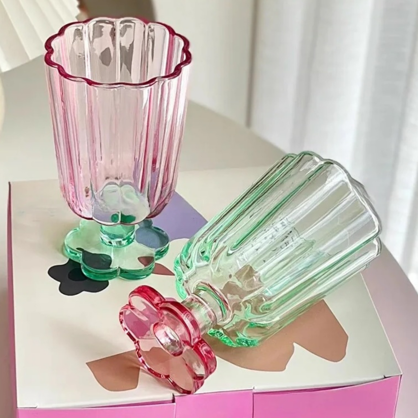 Pink flower shape drinking glass 