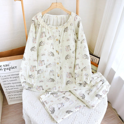 Women's pyjamas with cat design 