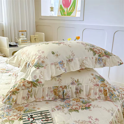 Vintage Floral Frilly Bedding Set