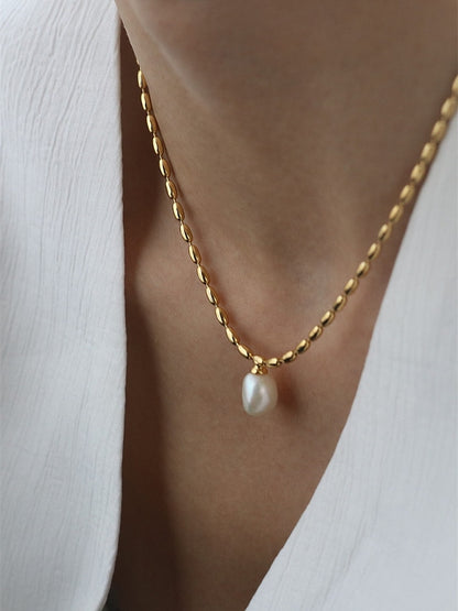 Classic Gold Pearl Necklace