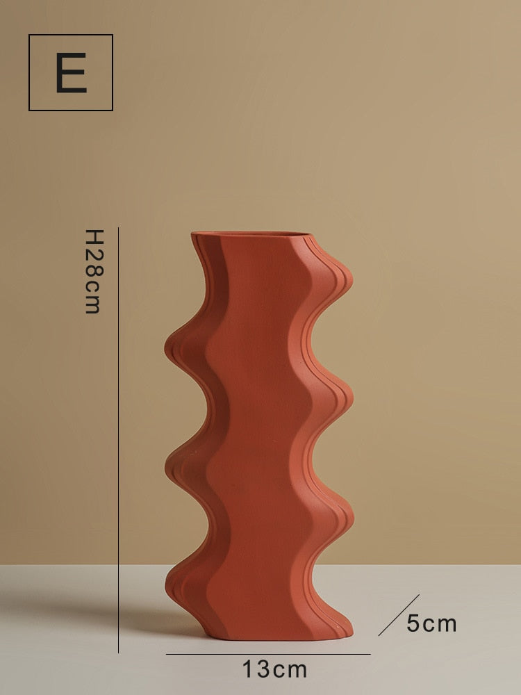 Modern Wavy Pillar Vase