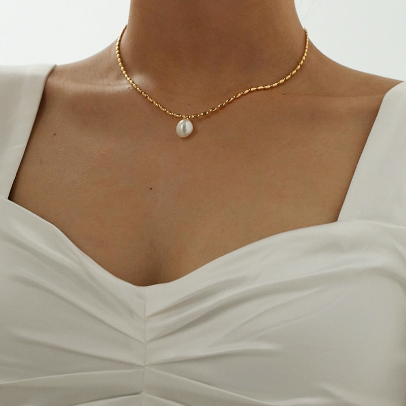 Classic Gold Pearl Necklace