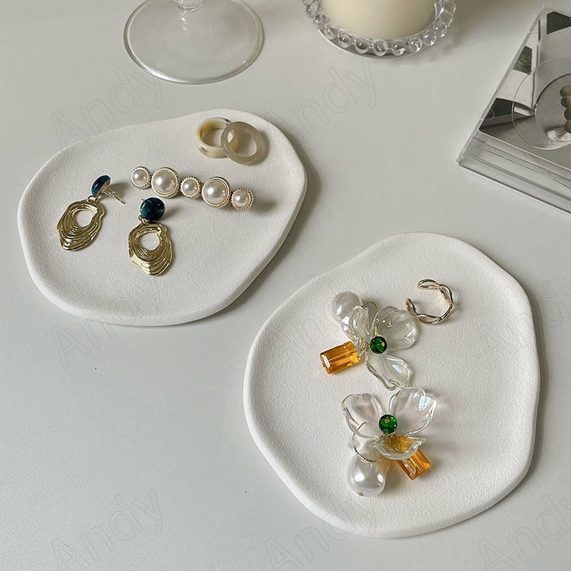 White Wavy Shape Jewellery Tray