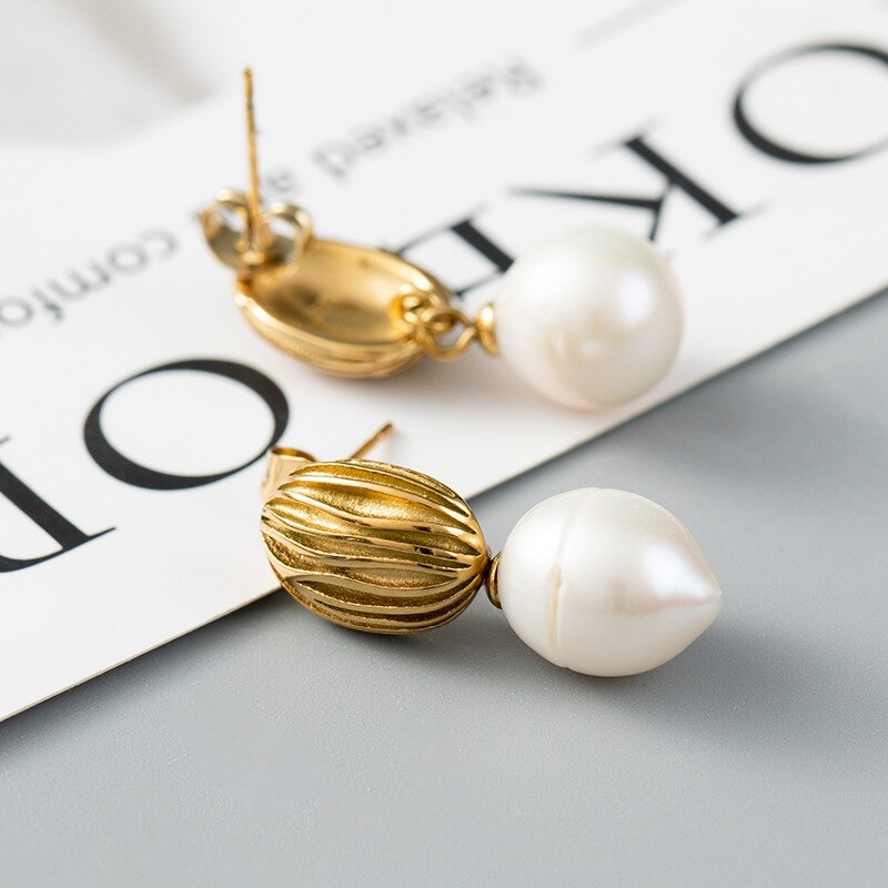 Stylish Freshwater Pearl Earrings