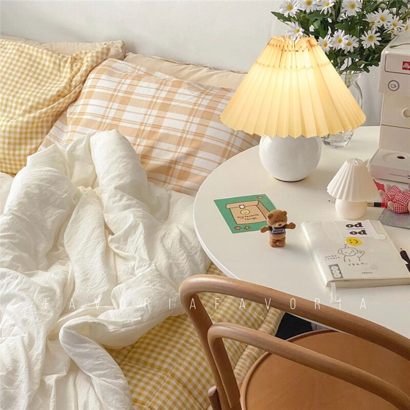 Kawaii Pleated Table Lamp