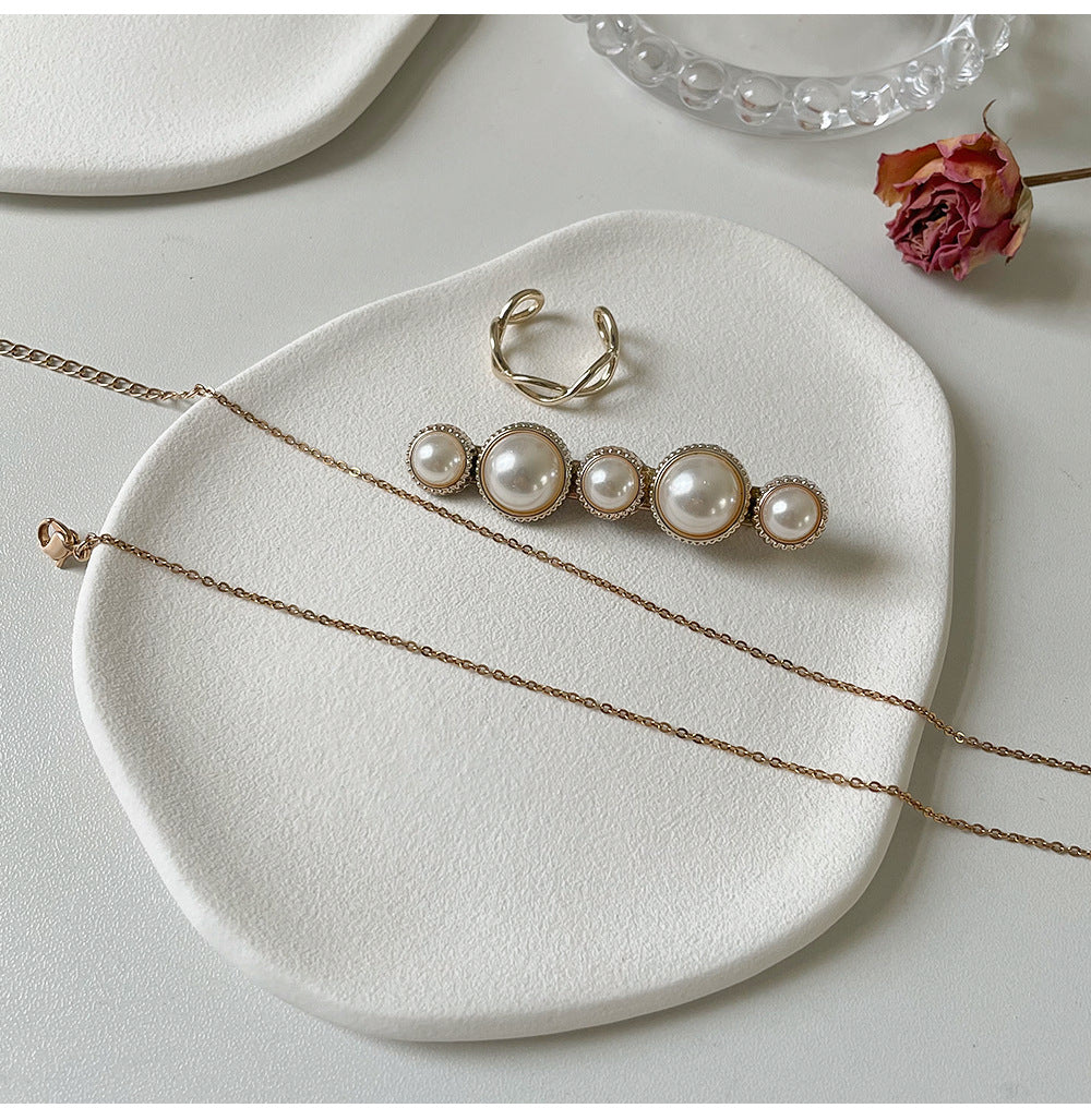 White Wavy Shape Jewellery Tray